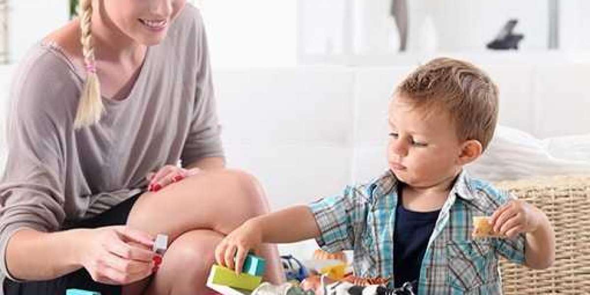 4 Important Things to Look in a Babysitter