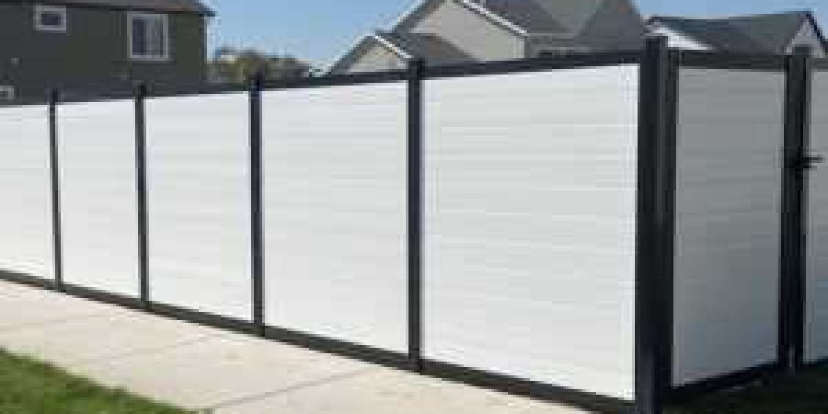 Buy Privacy Vinyl Fence from Wholesale Fencing
