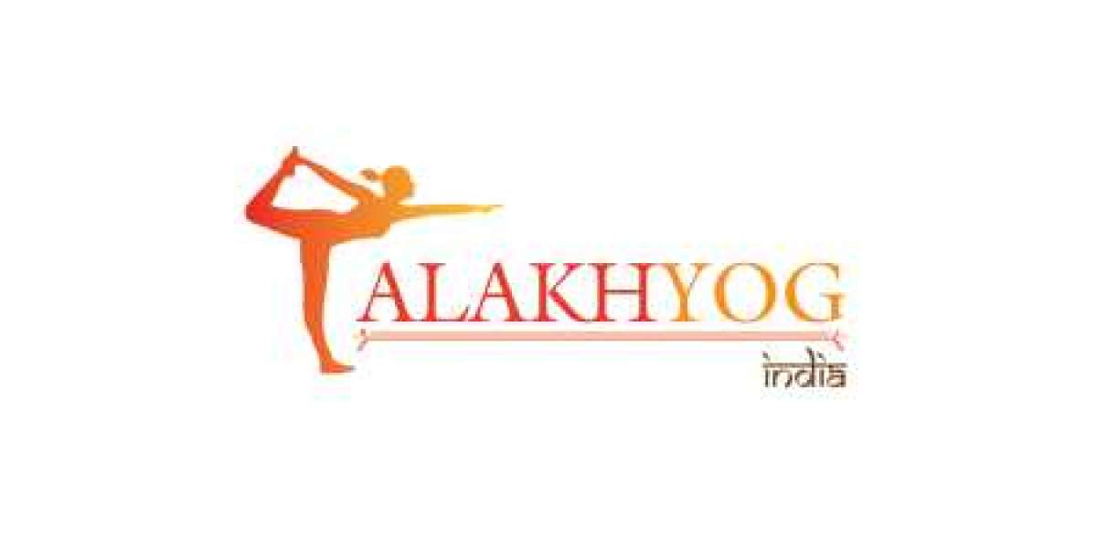 Discover AlakhYog: The Best Yoga School in India