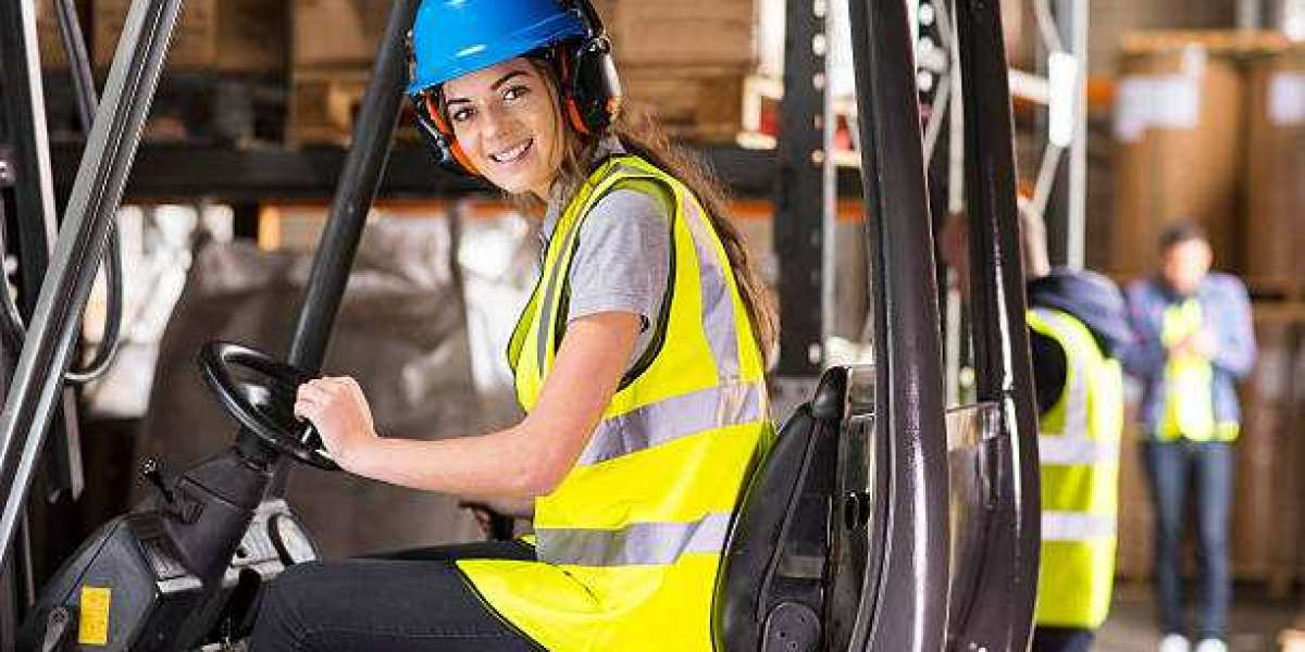 How to Earn a Forklift License with AAT Training Hub: A Step-by-Step Guide