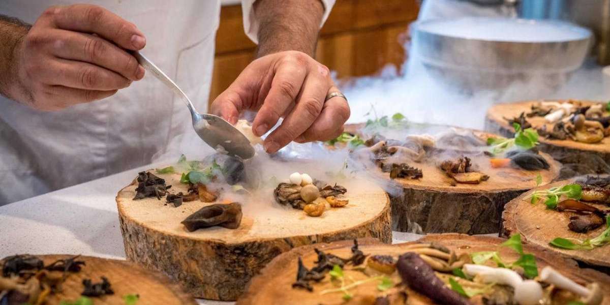 Top 8 Benefits of Having a Personal Chef in Miami