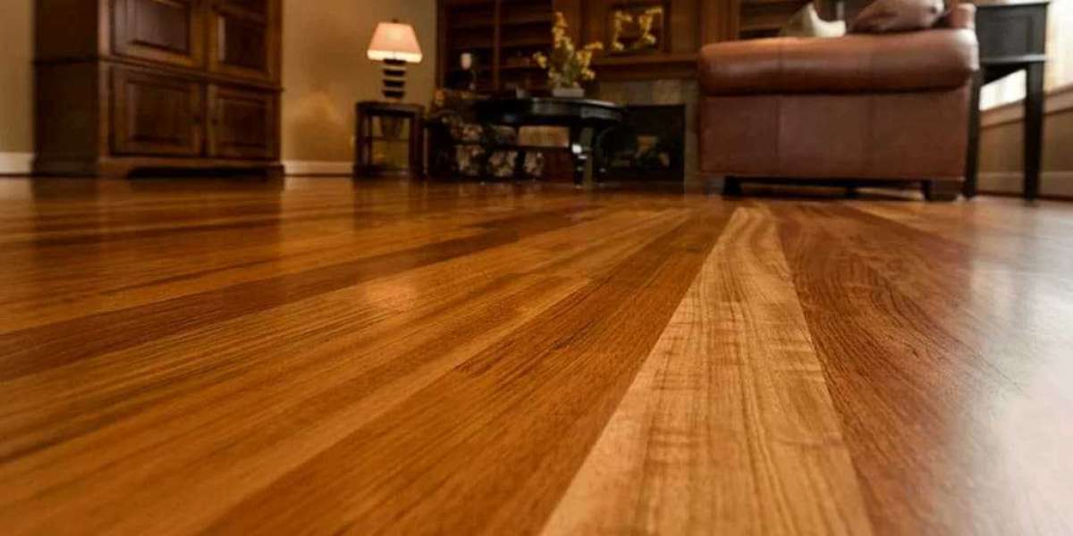 How Does Laminate Flooring Compare to Vinyl Flooring