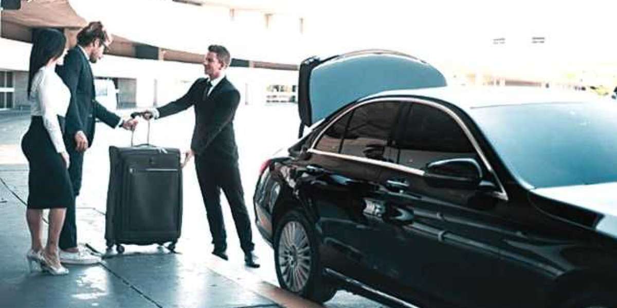 Luxury and Convenience: The Best Airport Limo Service in Jacksonville, FL